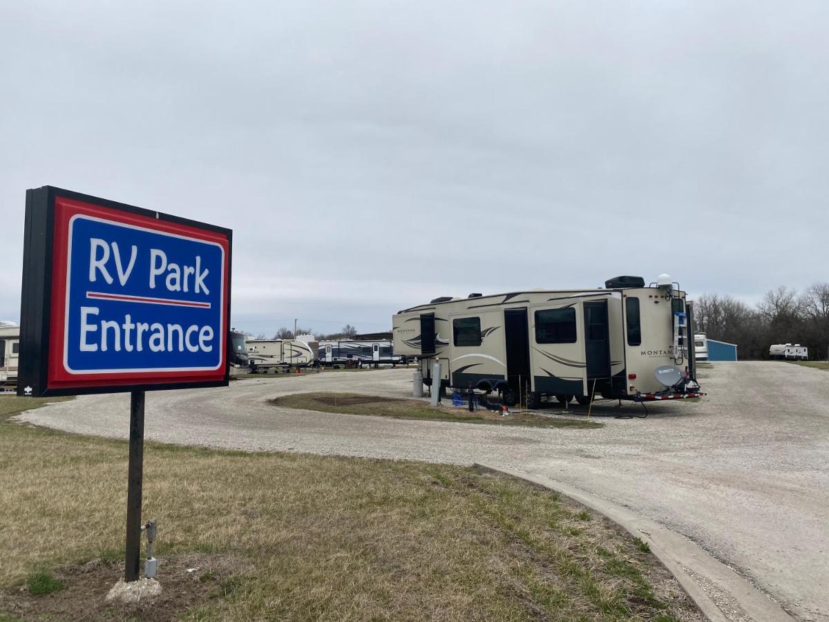 Garnett Hotel & Rv Park Exteriér fotografie