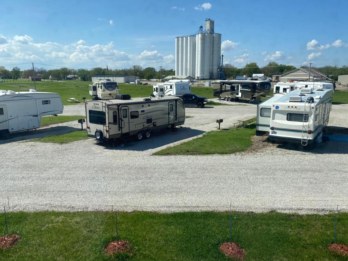 Garnett Hotel & Rv Park Exteriér fotografie